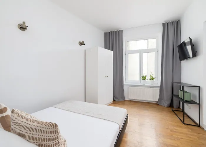 With Ac - Dluga 65 Διαμέρισμα Krasków